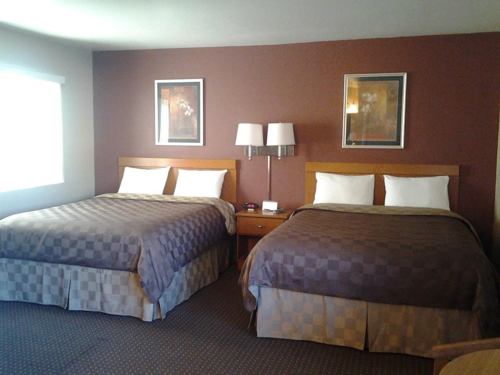 Maple Leaf Motel Shady Cove Экстерьер фото